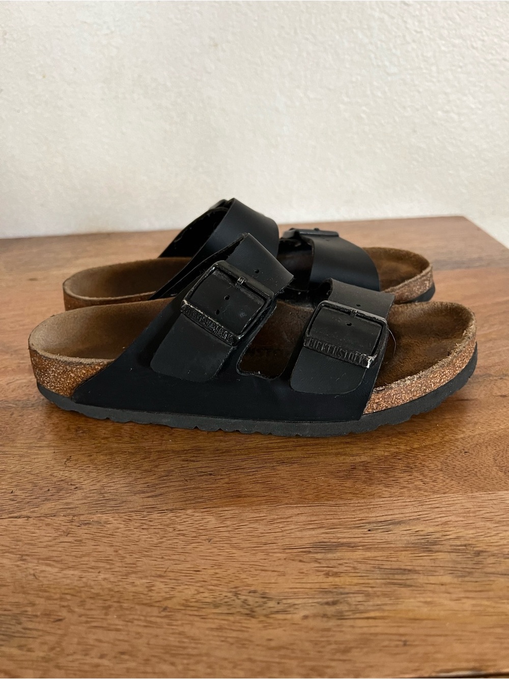 Birkenstock Arizona Black Sandals Size 38 W7-7.5